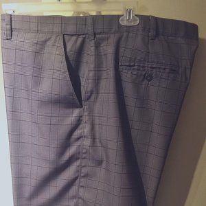 PGA TOUR Mens Golf Shorts sz 40